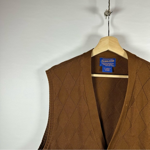 Pendleton argyle sweater vest - Picture 2 of 4